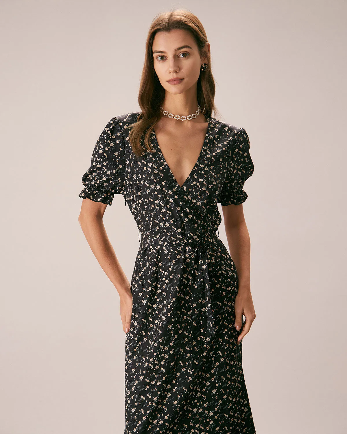 The Black V Neck Floral Puff Sleeve Maxi Dress sold by rihoas product image thumbnail 2