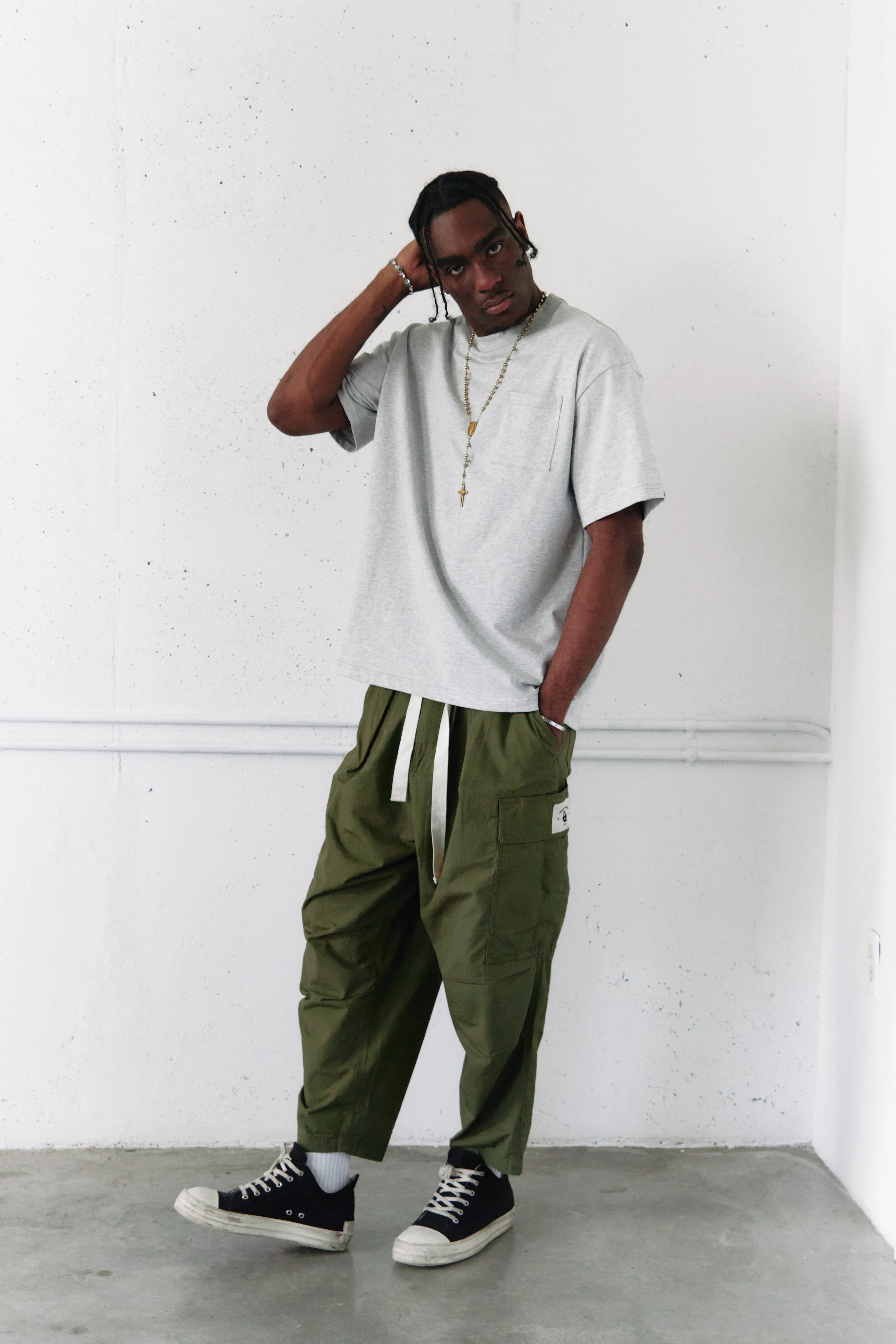 Basic Pocket Tee - Gray sold by ANITYA FANTOME product image thumbnail 4