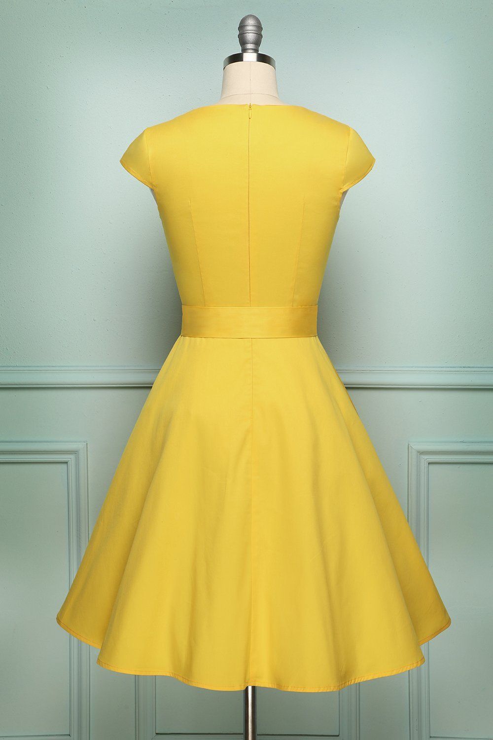 Solid Vintage 1950s Dress sold by Zapaka product image thumbnail 2