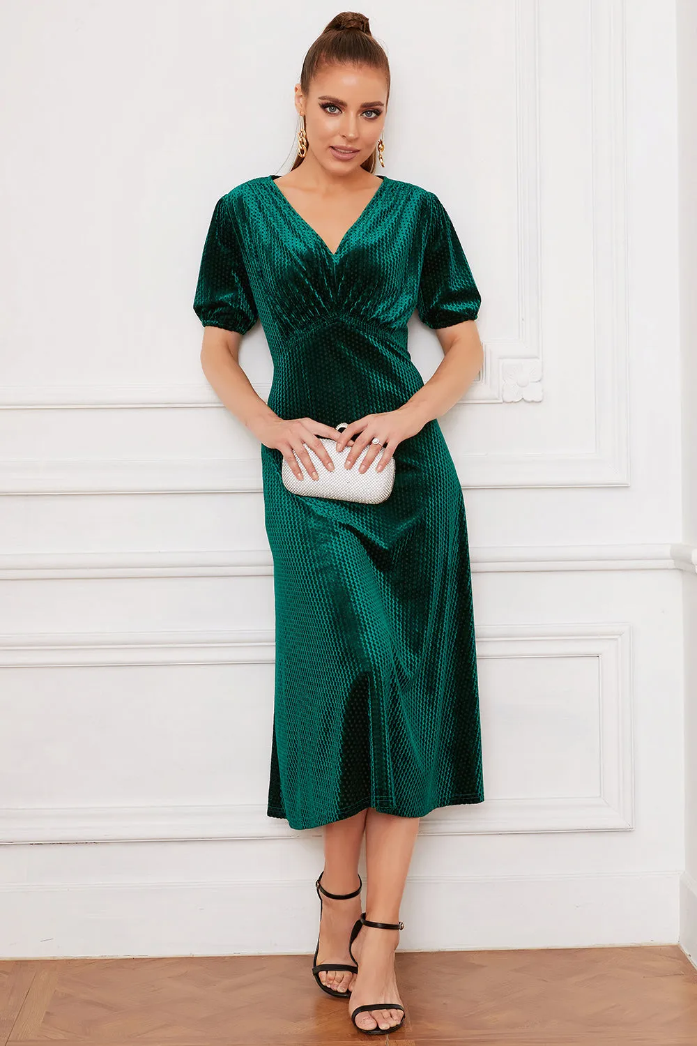 Green Velvet Party Dress sold by Zapaka product image thumbnail 5