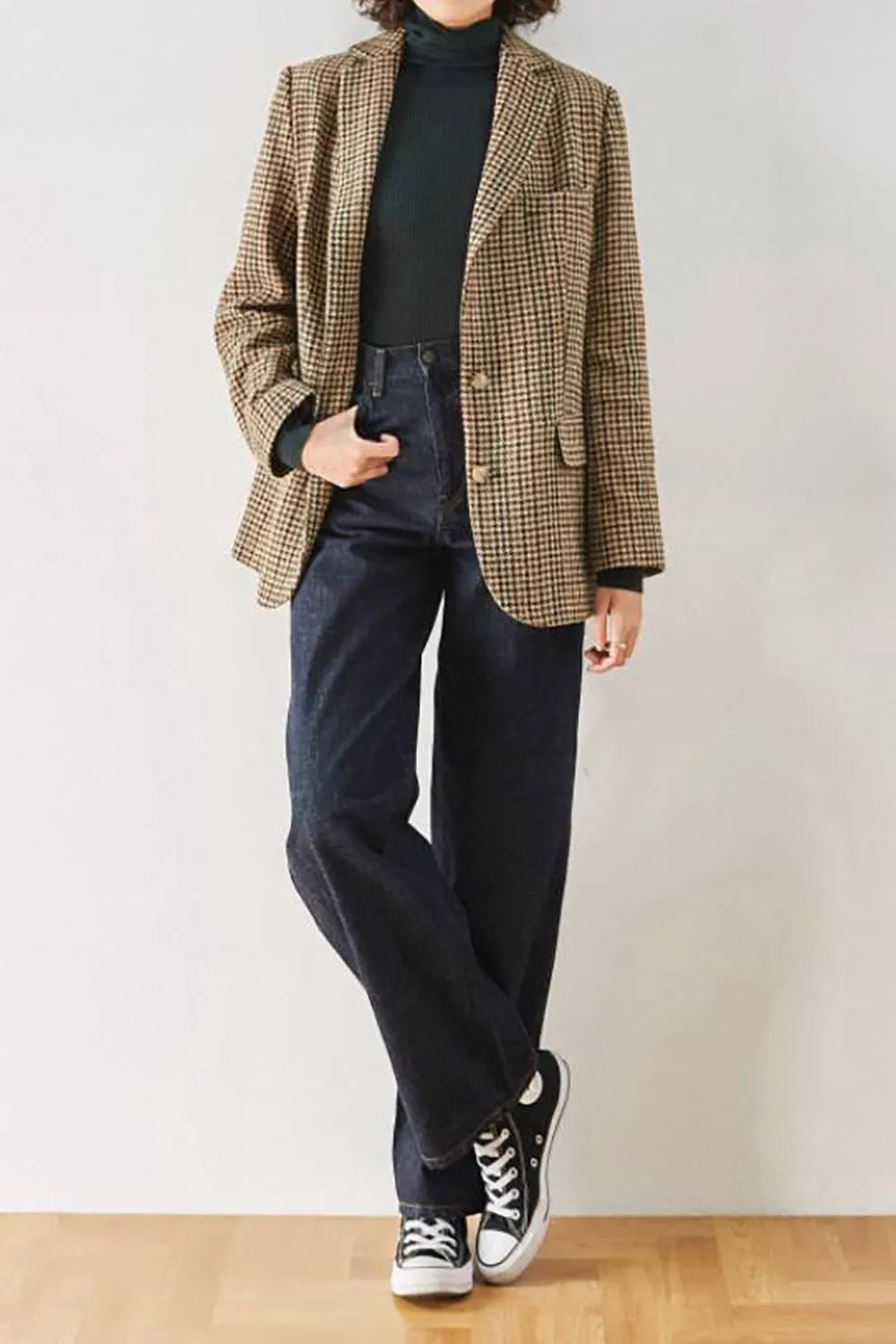 Khaki Plaid Notched Lapel Women Coat sold by Zapaka product image thumbnail 4