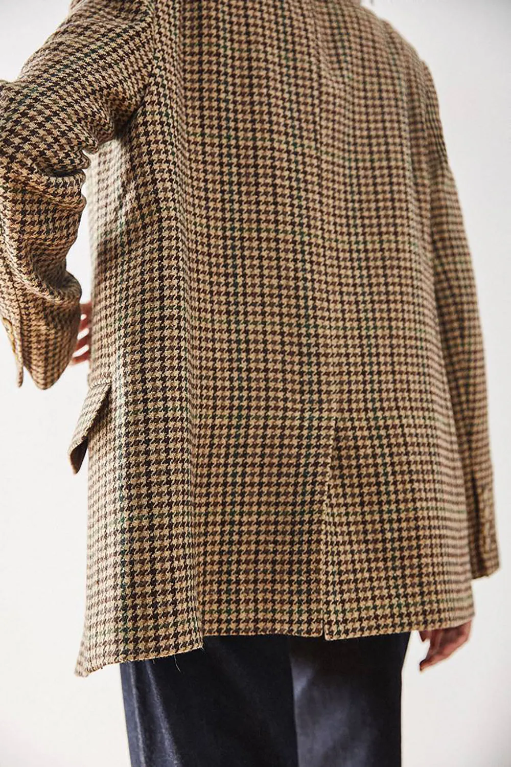Khaki Plaid Notched Lapel Women Coat sold by Zapaka product image thumbnail 2