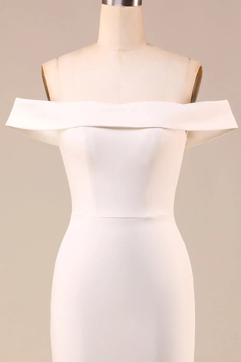 Simple Ivory Mermaid Lace-Up Back Long Wedding Dress sold by Zapaka product image thumbnail 4