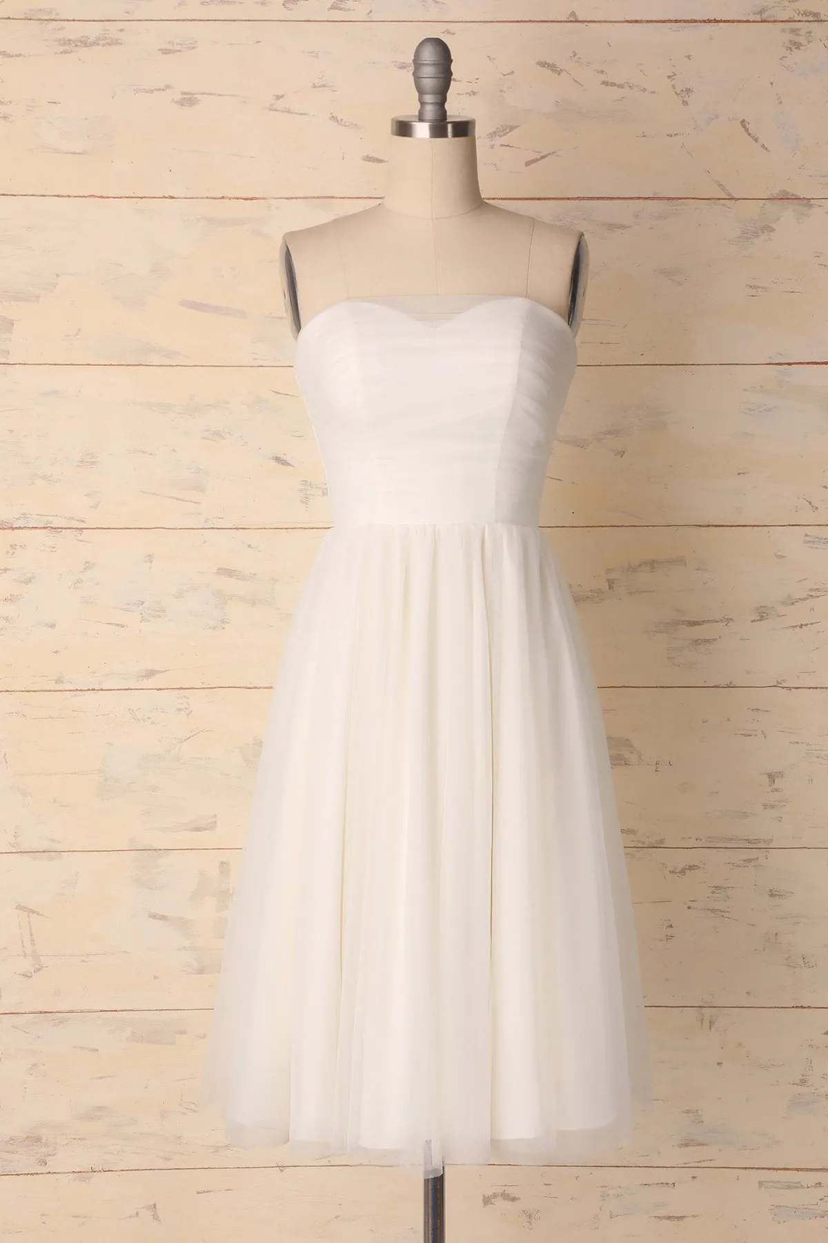 White Sweetheart Dress sold by Zapaka