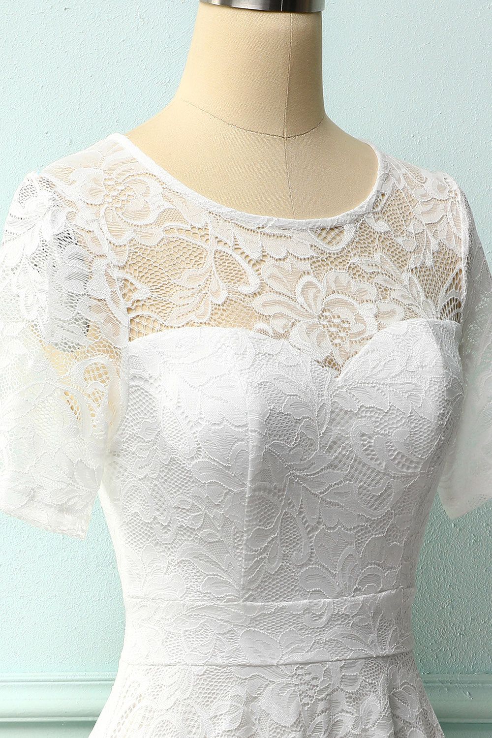 Vintage White Lace Dress sold by Zapaka product image thumbnail 4