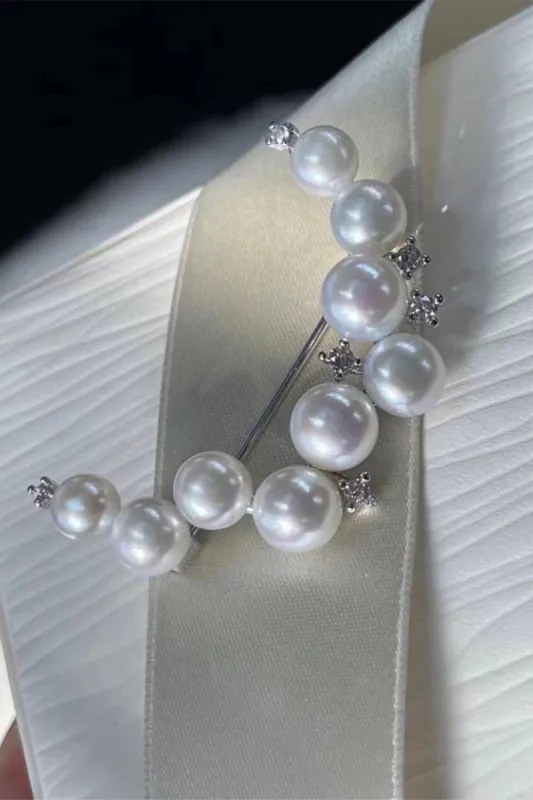 Natural Pearls Brooch sold by Zapaka
