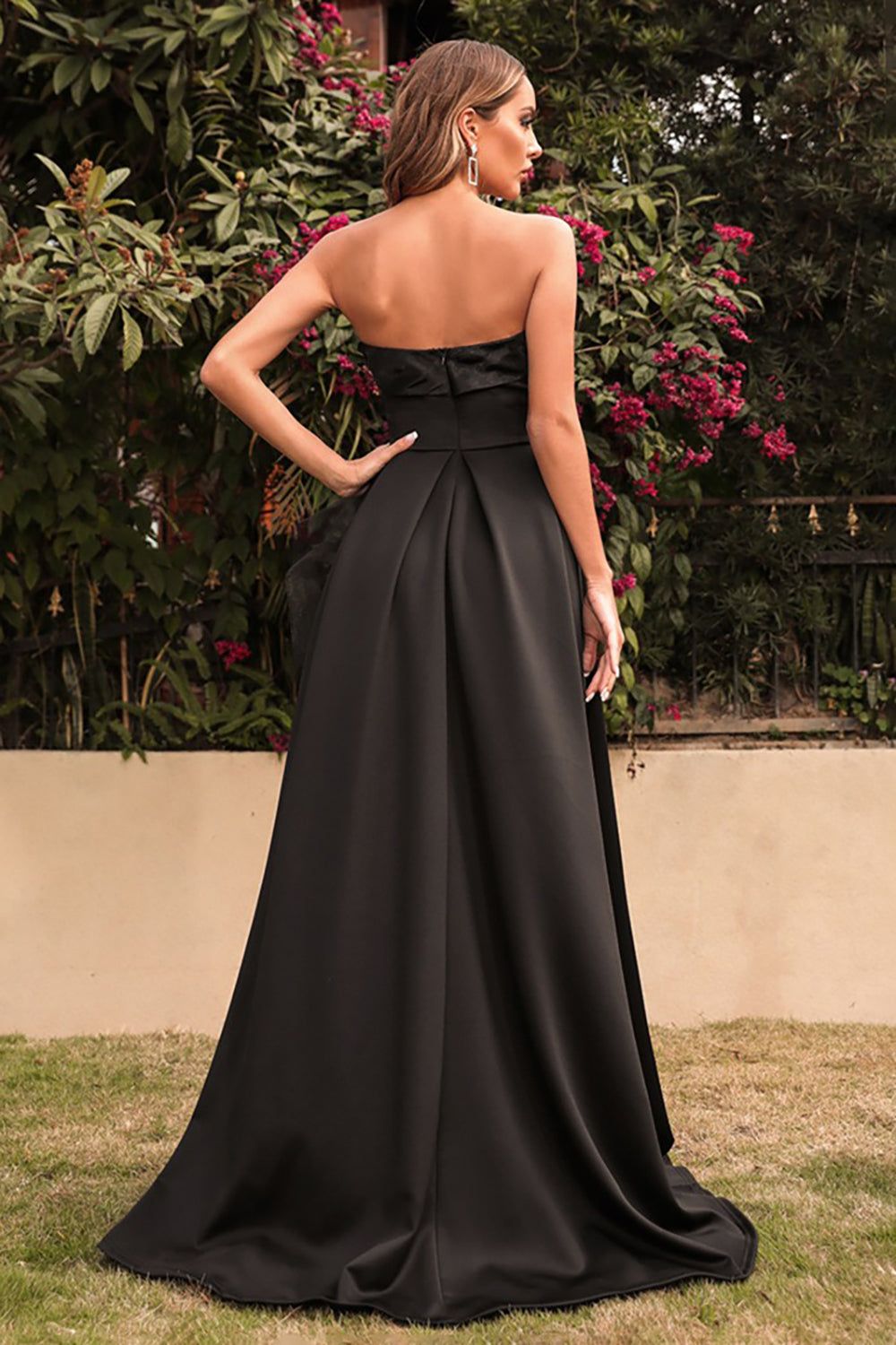 Black Strapless Tulle Long Prom Dress sold by Zapaka product image thumbnail 4