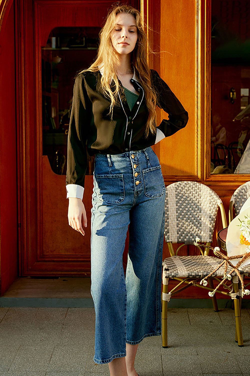 Black and White Button Down Long Sleeves Women Silk Blouse sold by Zapaka product image thumbnail 2