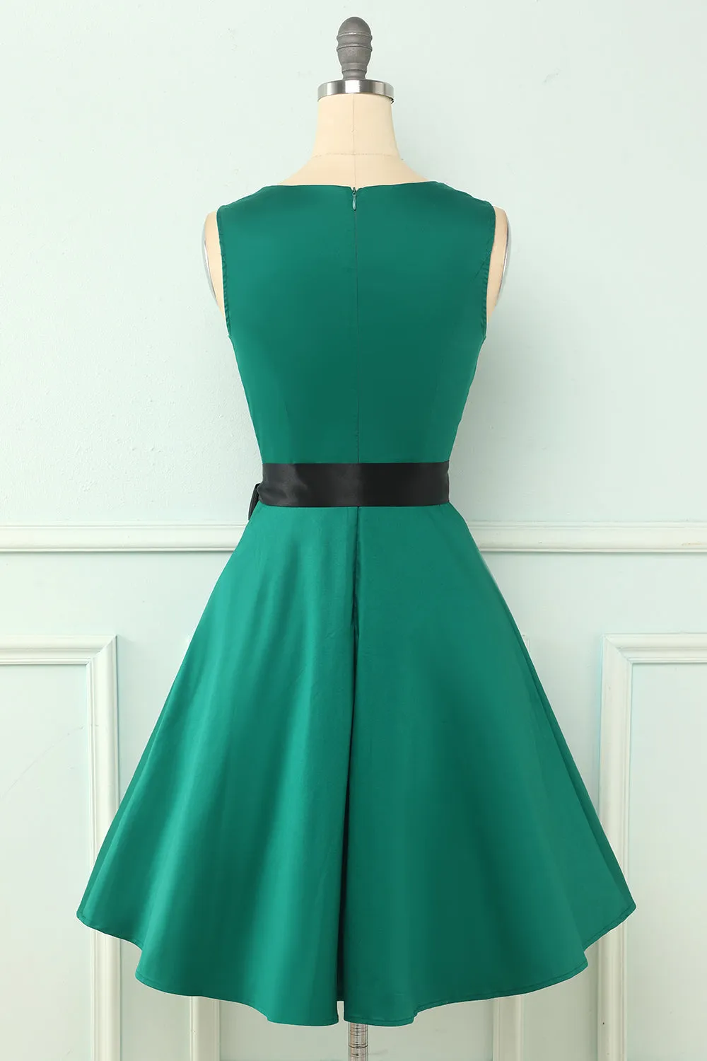 Green V Neck Vintage Dress with Sleeves sold by Zapaka product image thumbnail 2