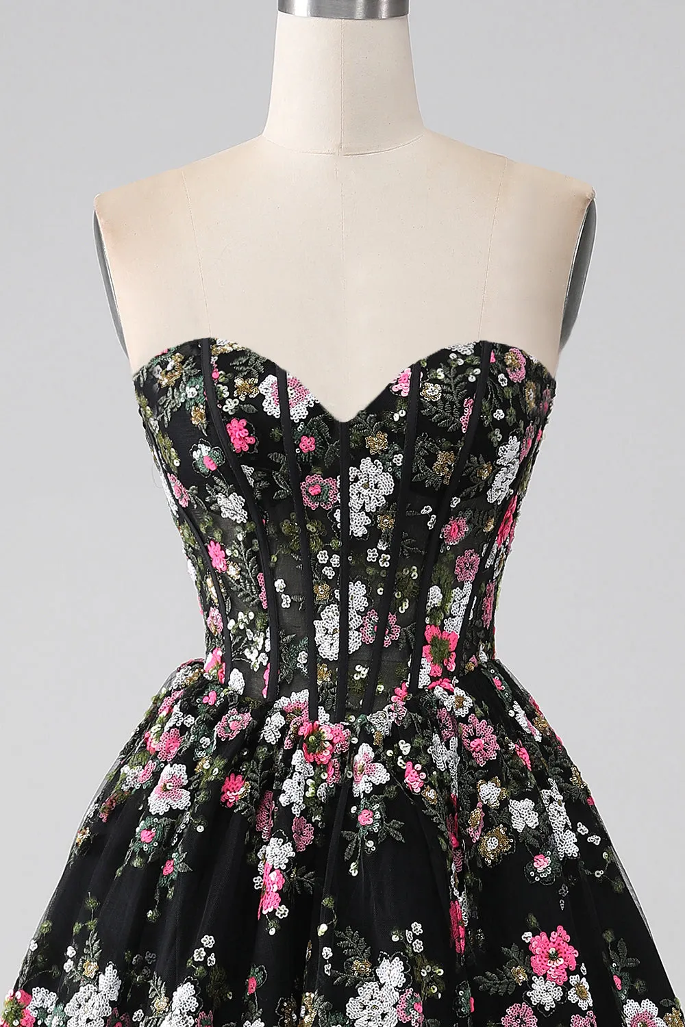 Luxurious Black A Line Sweetheart Corset Prom Dress with Appliques sold by Zapaka product image thumbnail 4
