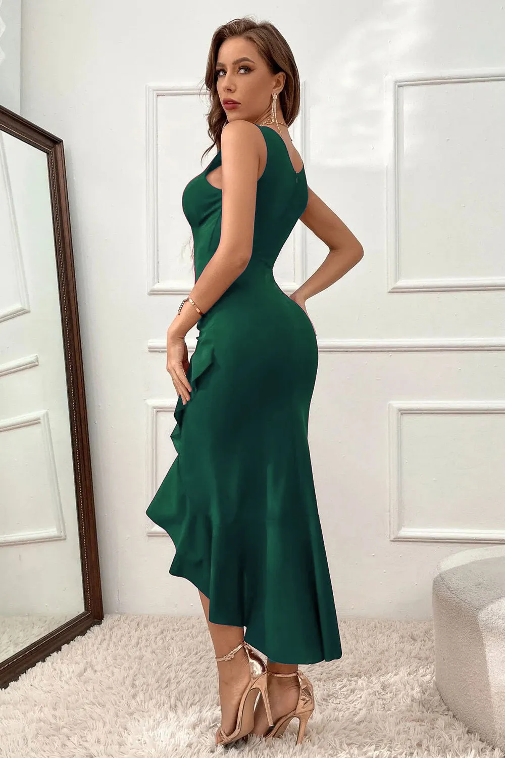 Black Mermaid V-Neck Prom Dress sold by Zapaka product image thumbnail 4