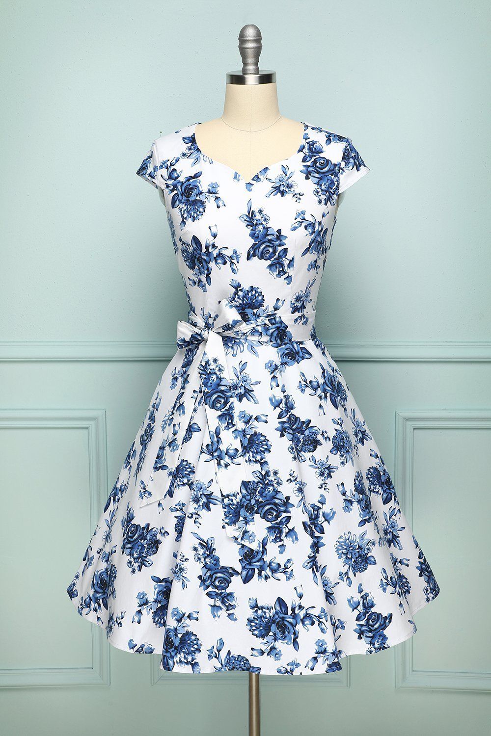 Print Foral 1950s Swing Dress sold by Zapaka