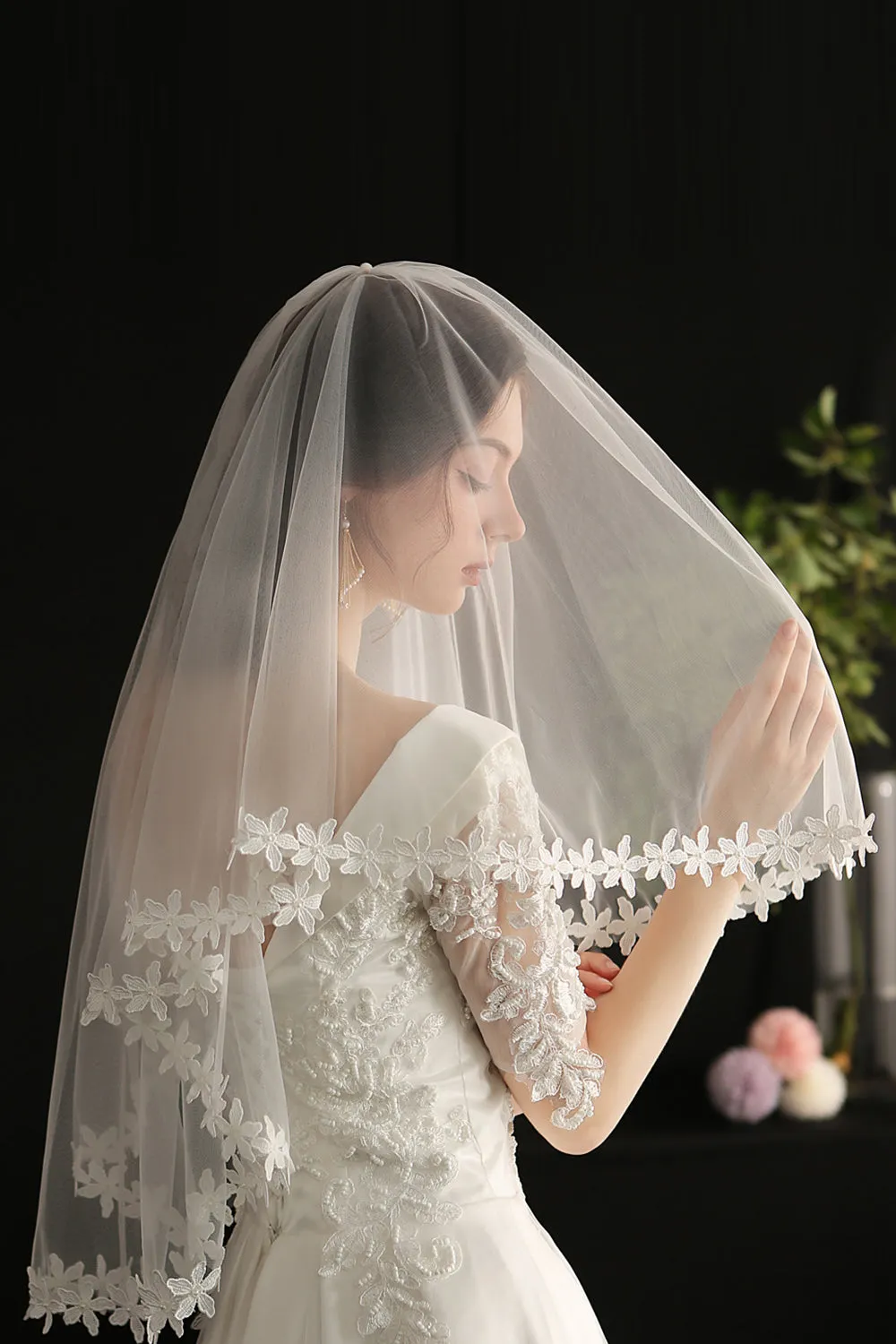 Elegant White Floral Lace Bridal Veil sold by Zapaka product image thumbnail 2