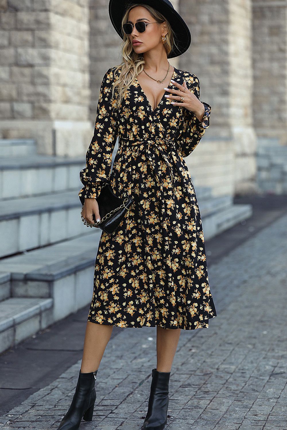 Black Floral Print Long Sleeves Casual Dress sold by Zapaka product image thumbnail 3