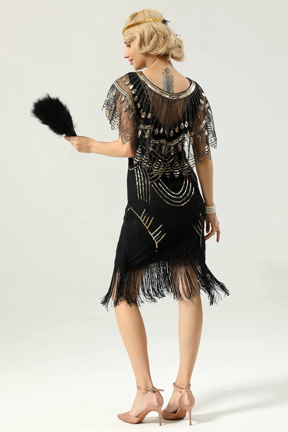 Black and Gold Sequin 1920s Cape sold by Zapaka product image thumbnail 2