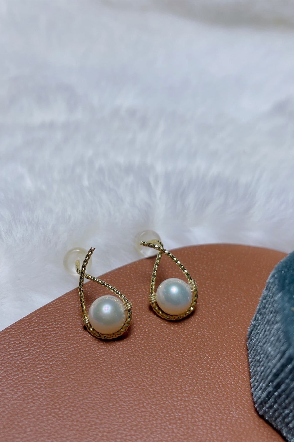 Simple Pearl Stud Earrings sold by Zapaka product image thumbnail 4