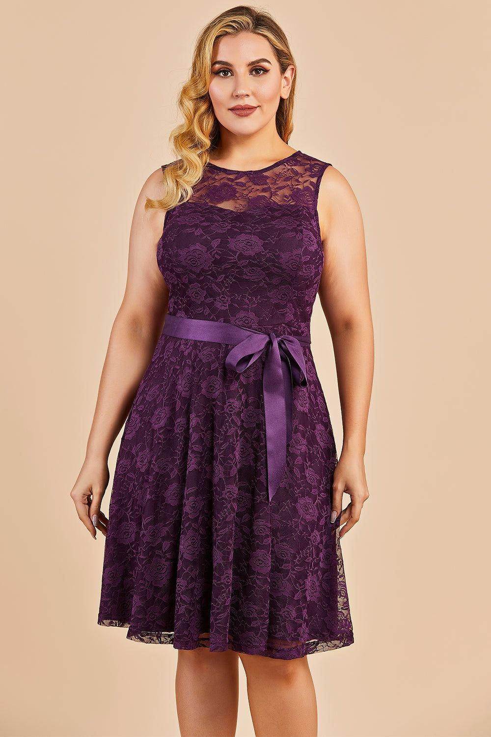 Short Plus Size Lace Dress sold by Zapaka product image thumbnail 3