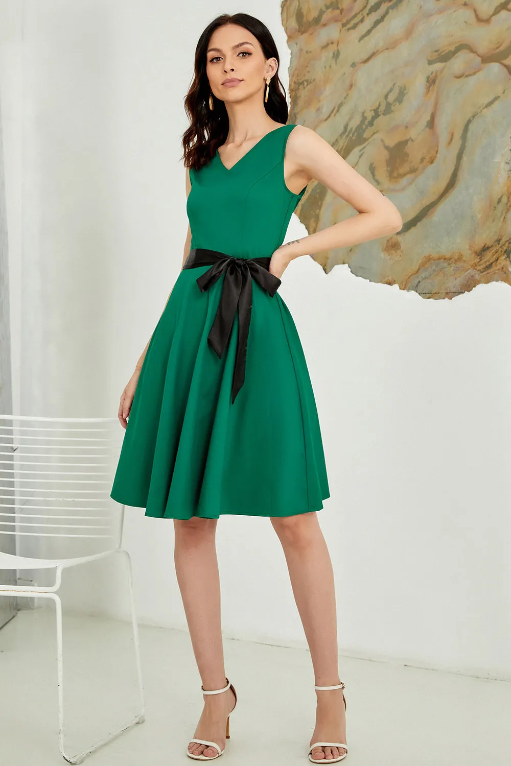 V Neck Green Belted 1950s Dress sold by Zapaka product image thumbnail 3