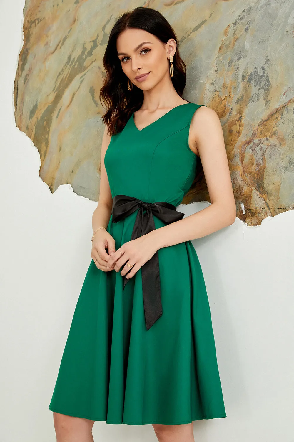V Neck Green Belted 1950s Dress sold by Zapaka product image thumbnail 5