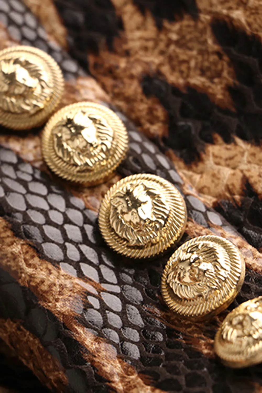 Leopard Print Peak Lapel Long Sleeves Women Blazer sold by Zapaka product image thumbnail 4