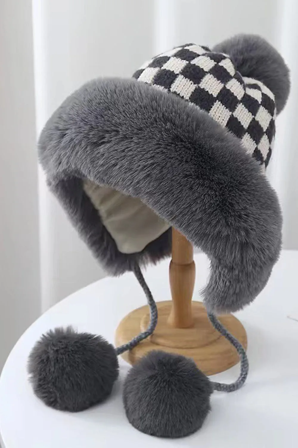 Black Plaid Knitted Hat sold by Zapaka product image thumbnail 2