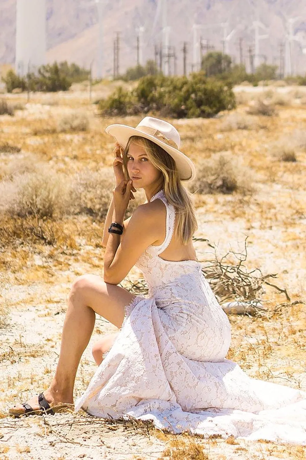 Ivory Open Back Boho Lace Wedding Dress sold by Zapaka product image thumbnail 4