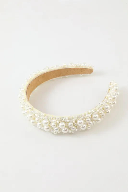 White Pearl Headband sold by Zapaka