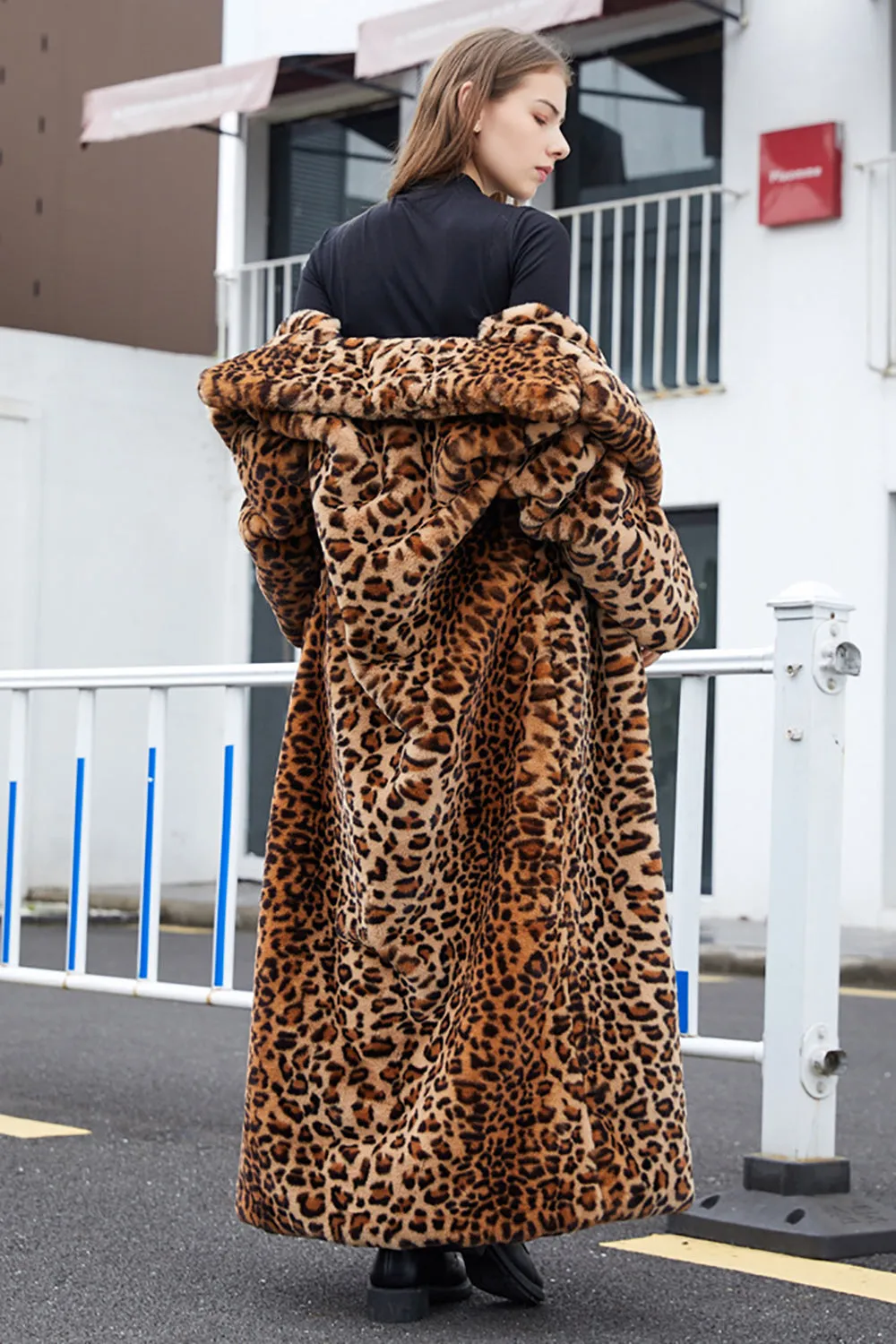 Brown Leopard Notched Lapel Faux Fur Shearling Coat sold by Zapaka product image thumbnail 4