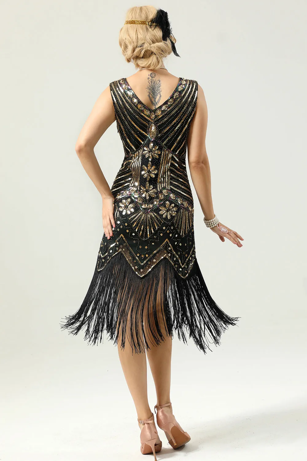 Black and Gold Sequin 1920s Dress sold by Zapaka product image thumbnail 2