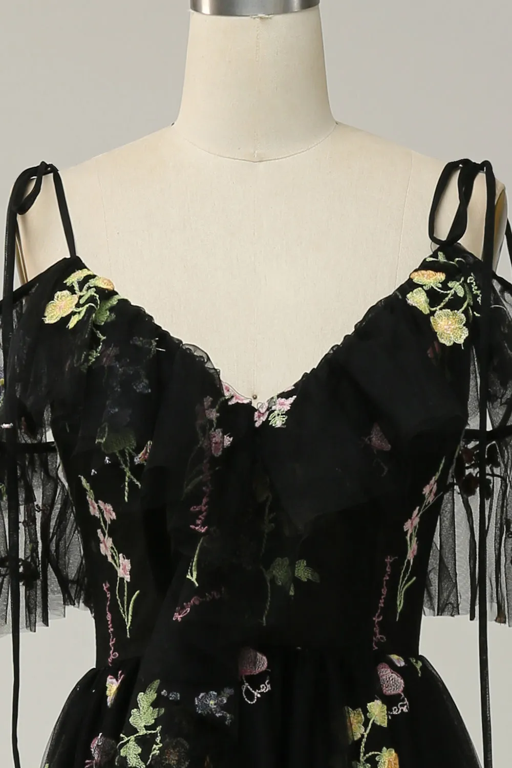 A-Line V-Neck Spaghetti Straps Embroidery Black Long Prom Dress with Slit sold by Zapaka product image thumbnail 4