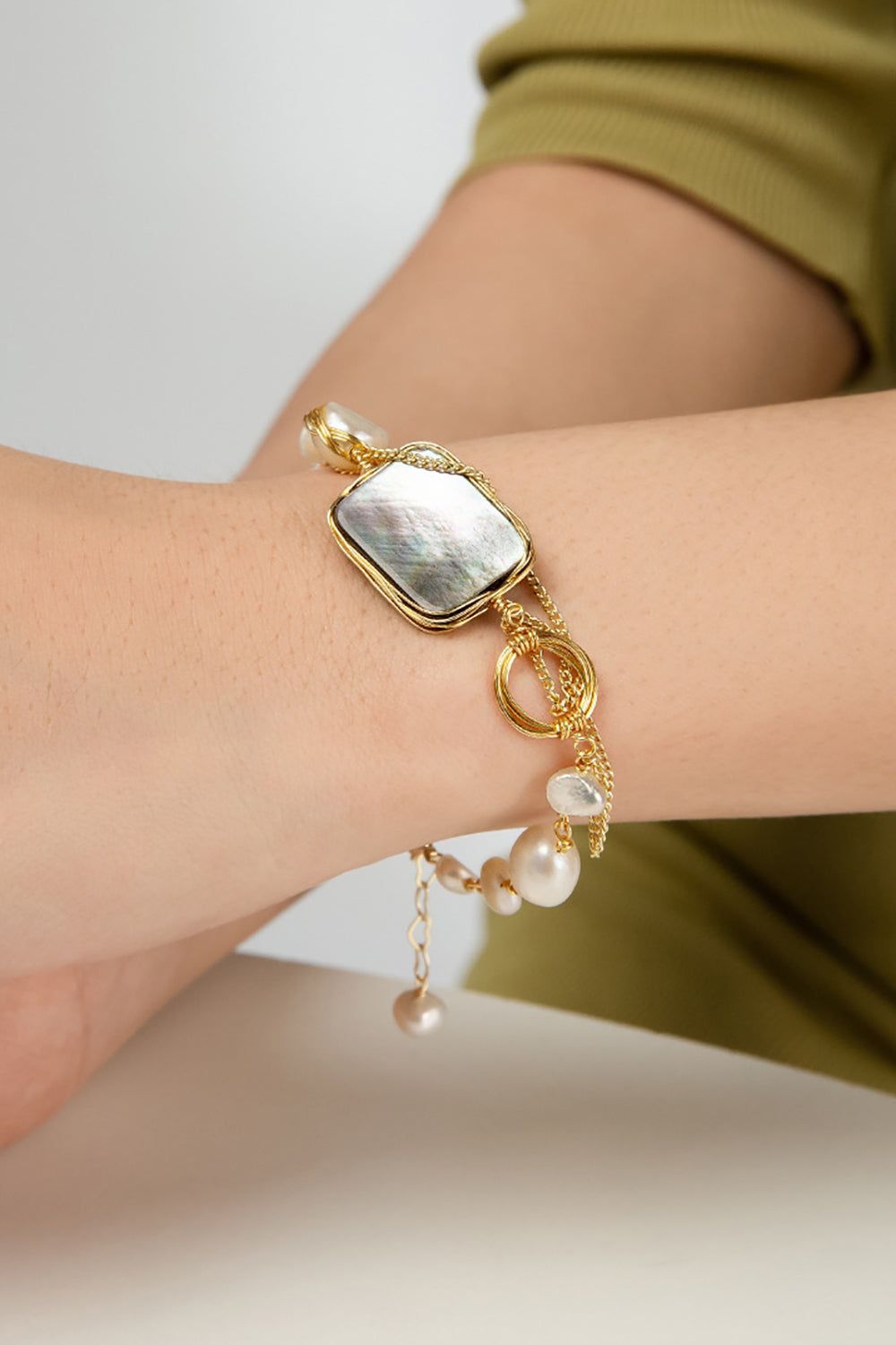 White Exquisite Natural Freshwater Pearls Bracelet sold by Zapaka product image thumbnail 3