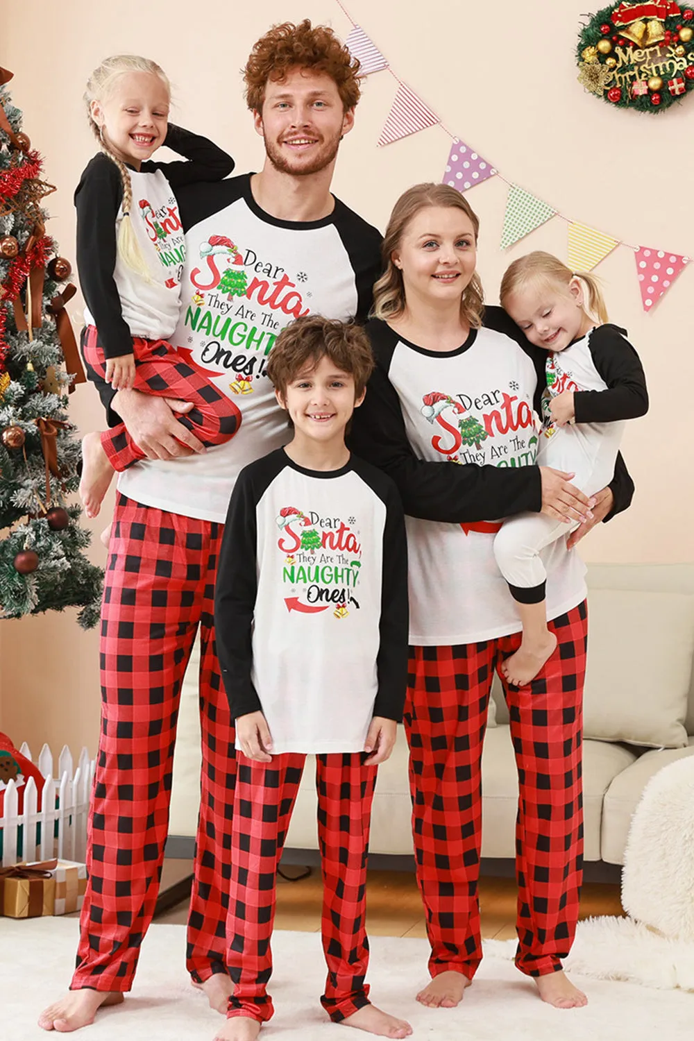 Black and Red Santa Printed Fmaily Pajamas Set sold by Zapaka