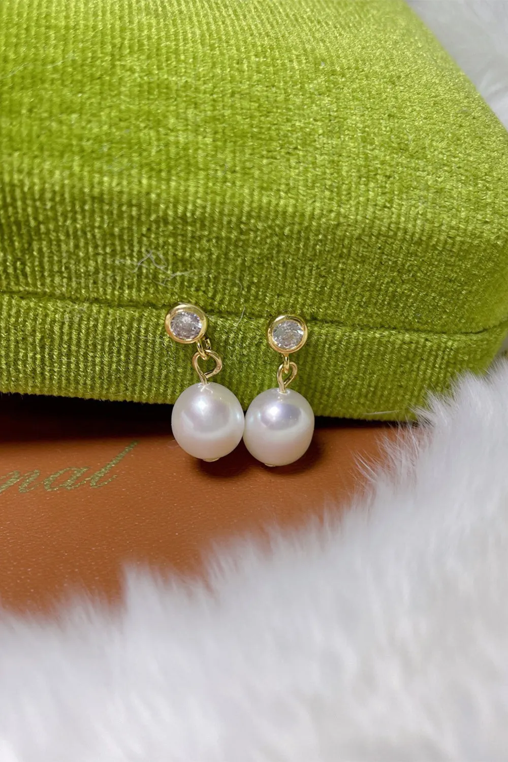 White Pearl Earrings sold by Zapaka product image thumbnail 4