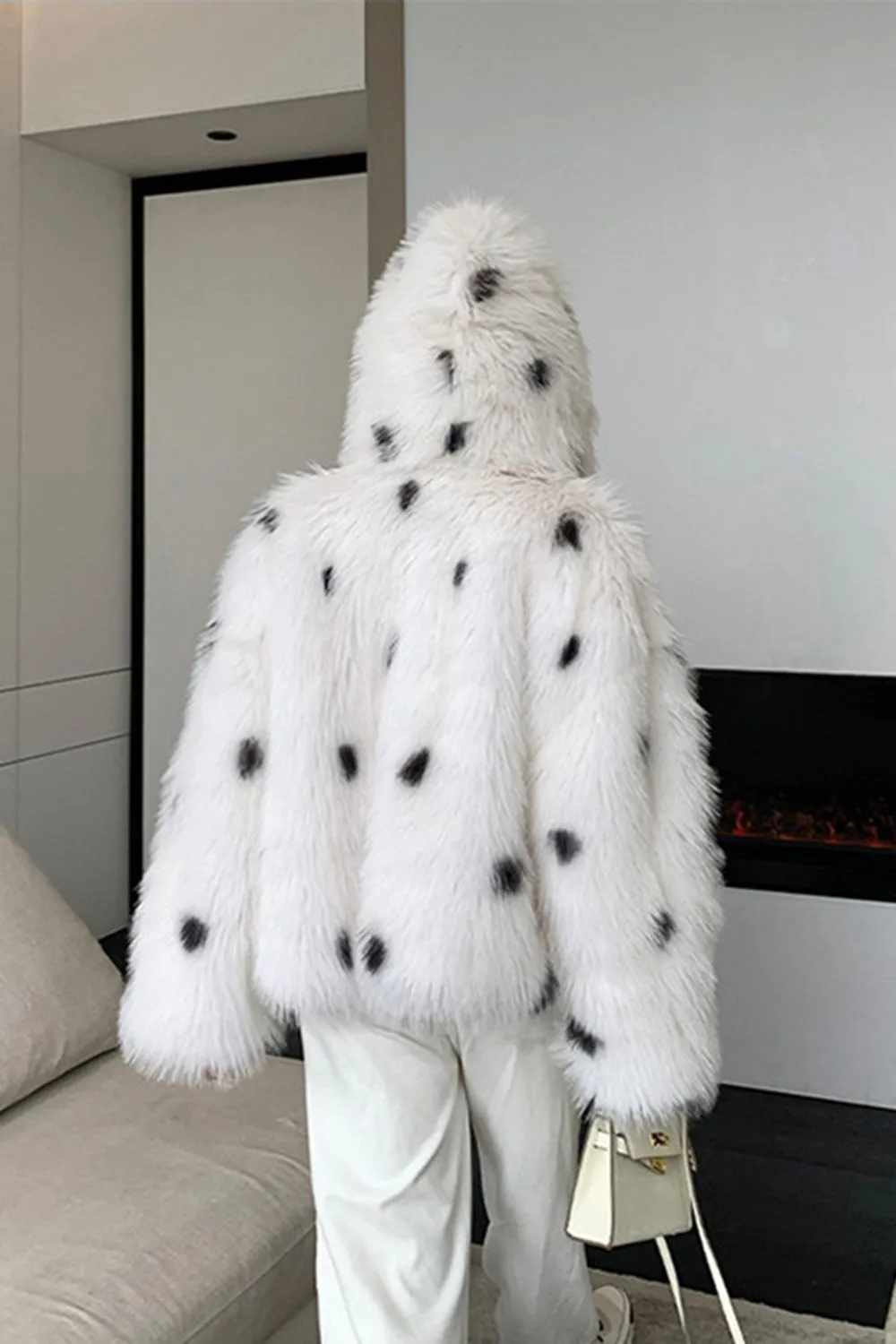 White Dotted Faux Fur Short Women's Coat sold by Zapaka product image thumbnail 2
