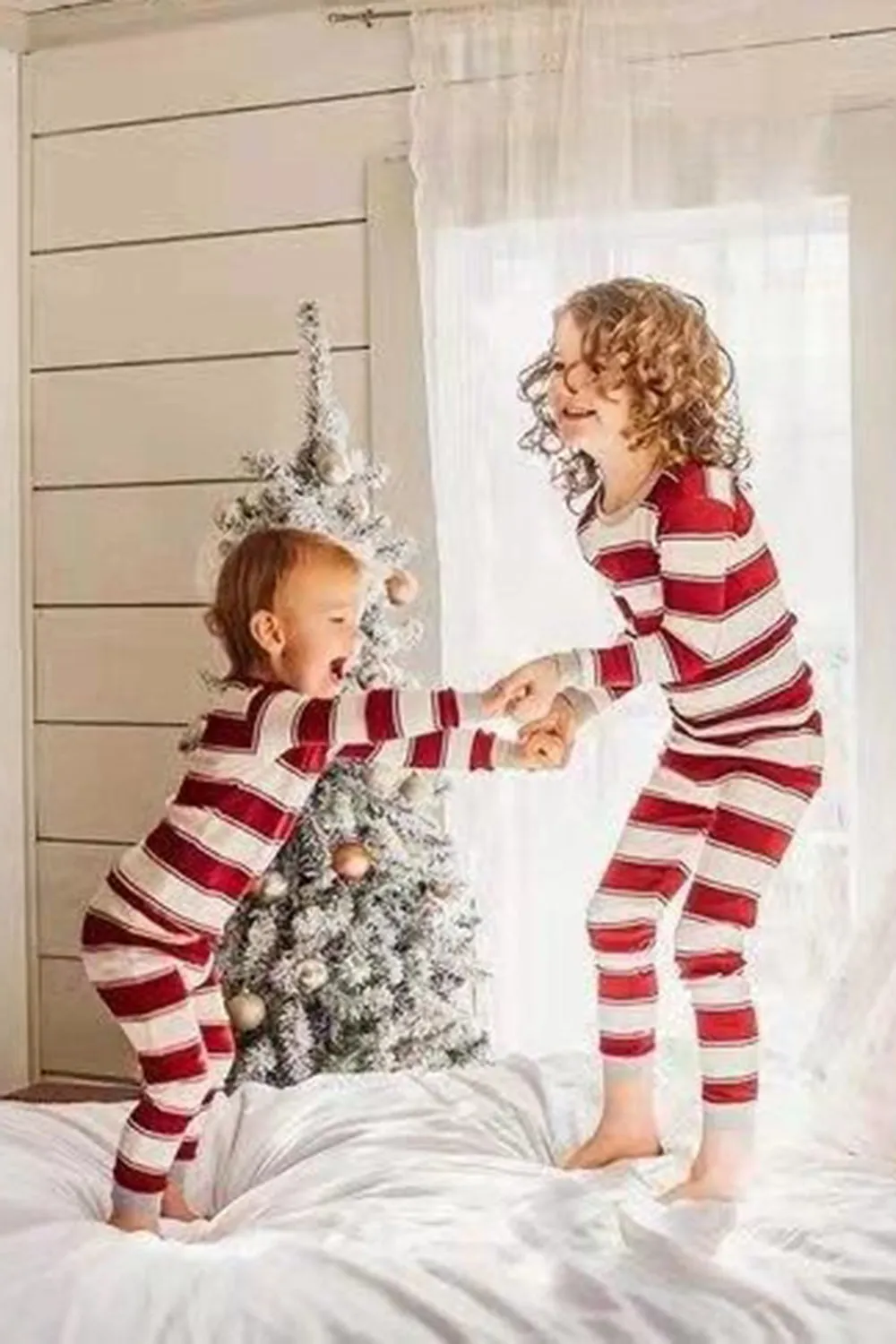Red and White Stripes Long Sleeves Family Pajama Sets sold by Zapaka product image thumbnail 4