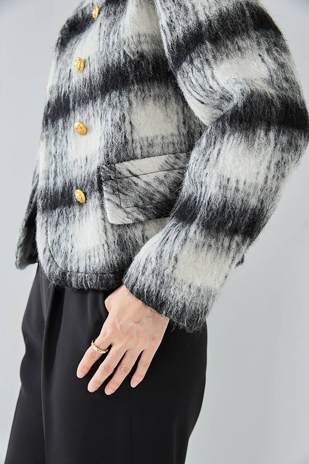 Black Plaid Double Breasted Cropped Women Coat sold by Zapaka product image thumbnail 3