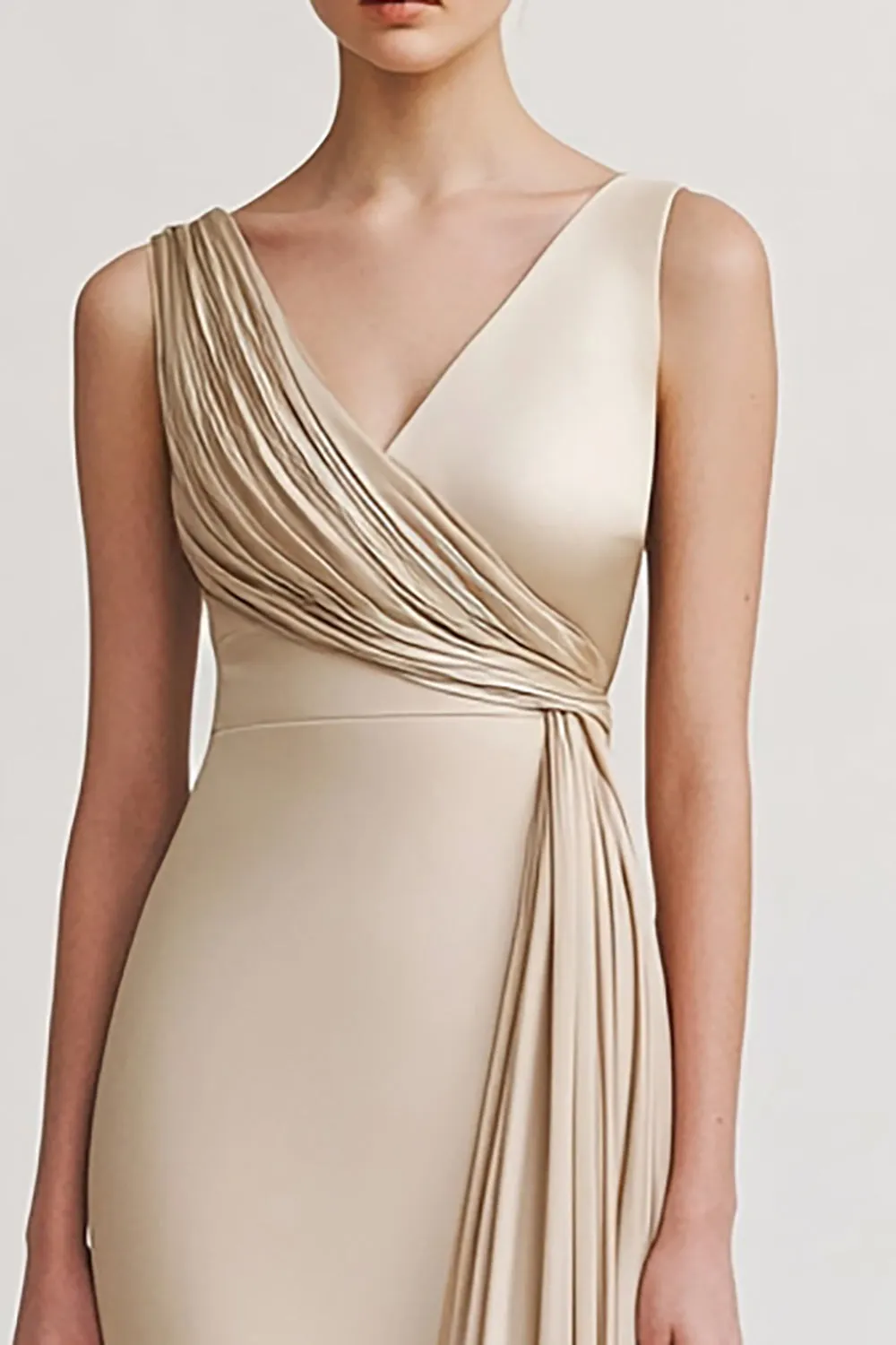 Black V Neck Sheath Ruched Evening Dress sold by Zapaka product image thumbnail 2