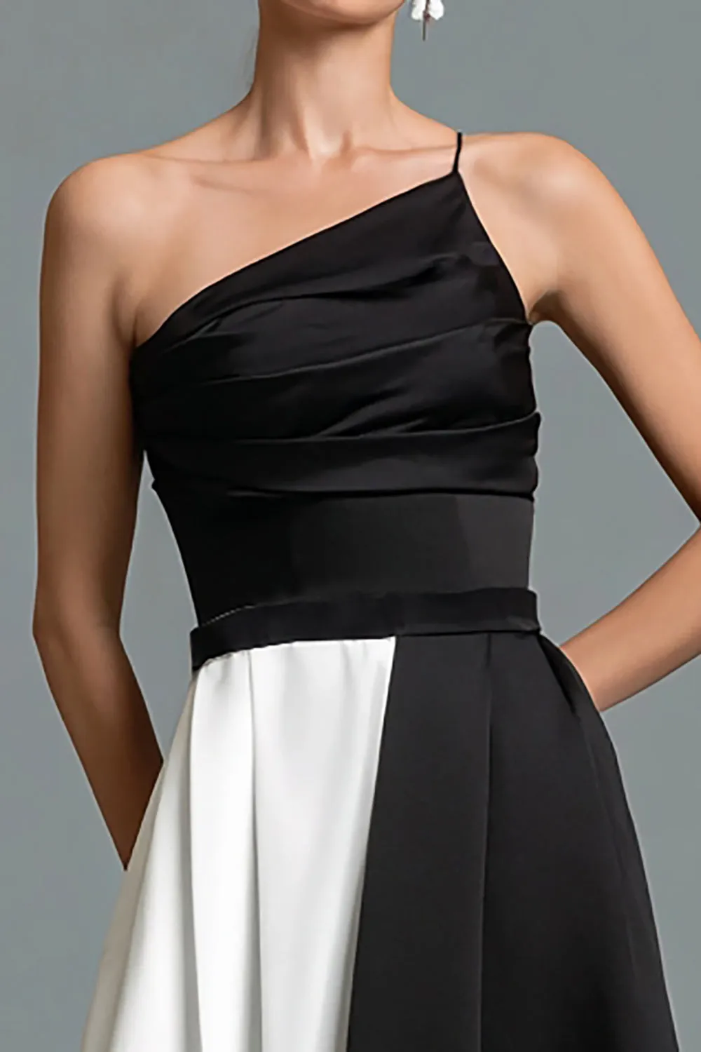 A Line One Shoulder Black and White Formal Dress sold by Zapaka product image thumbnail 2