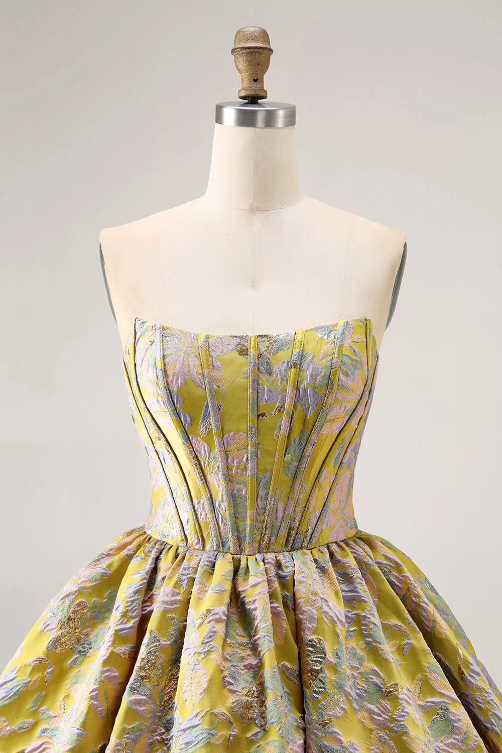 Yellow Strapless Fit and Flare Brocade A-Line Short Homecoming Dress sold by Zapaka product image thumbnail 4