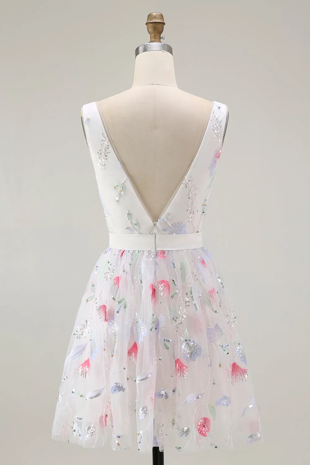 Sparkly Floral White V-Neck Backless A Line Sequin Homecoming Dress sold by Zapaka product image thumbnail 2