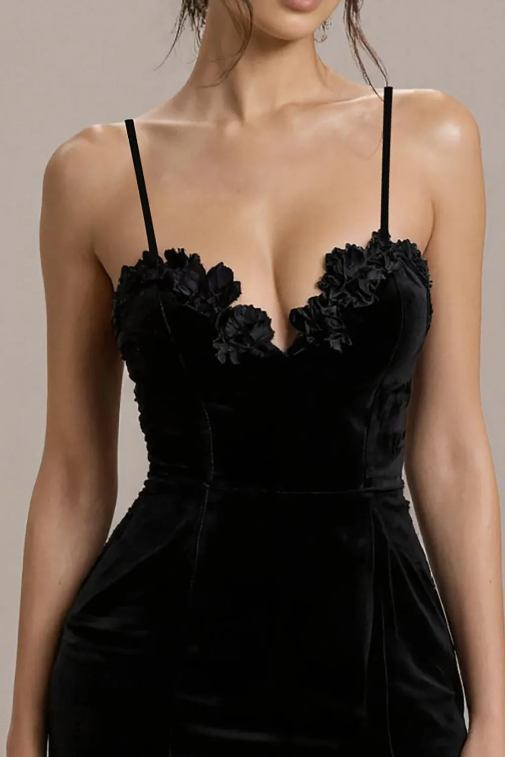 Black Velvet Bodycon Spaghetti Straps Short Cocktail Dress with Ruffles sold by Zapaka product image thumbnail 3