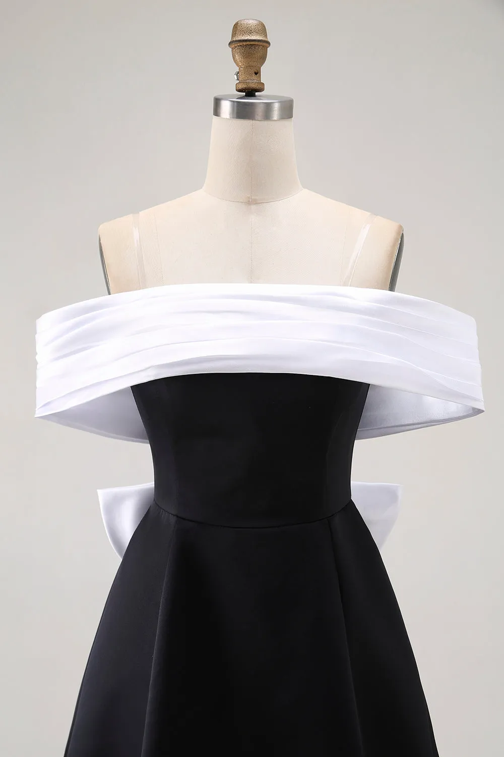 Black A-Line Off The Shoulder Short Homecoming Dress with Bow sold by Zapaka product image thumbnail 4