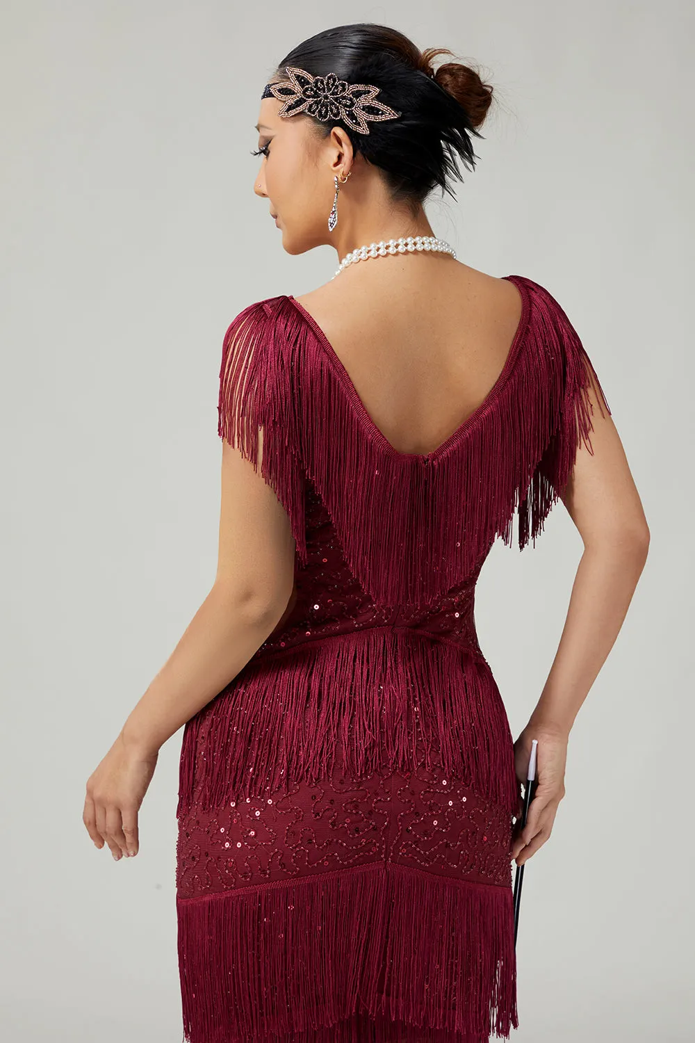 Bodycon Sequin Burgundy Tiered Fringed Sequin 1920s Dress with 5-Piece Accessories Set sold by Zapaka product image thumbnail 5