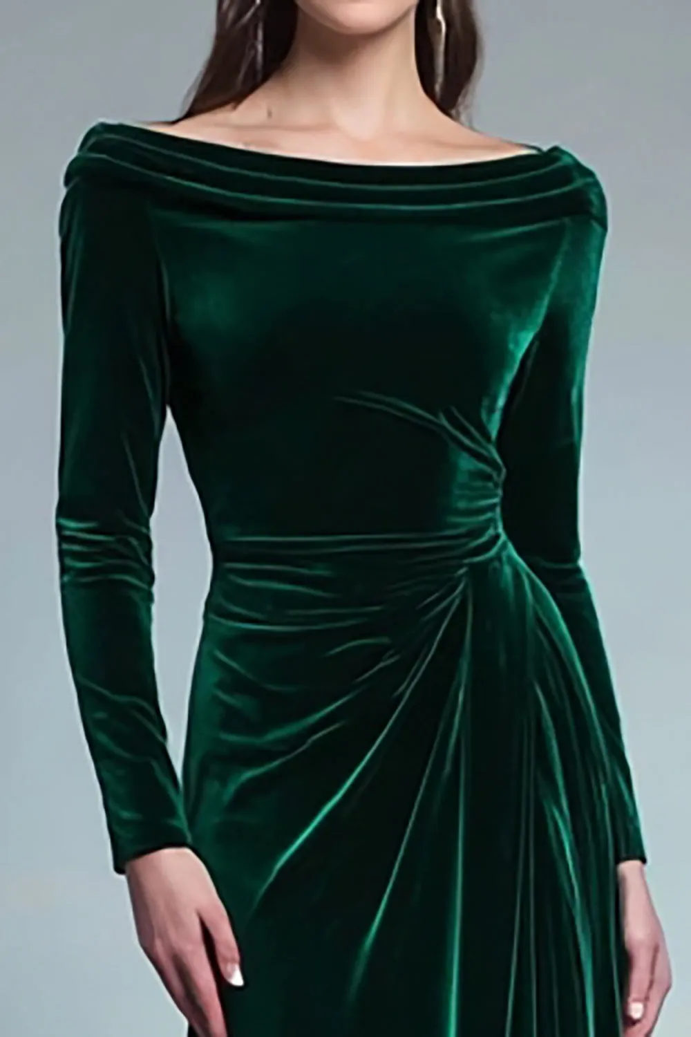 Dark Green Sheath Velvet Boat Neck Long Sleeve Formal Dress sold by Zapaka product image thumbnail 2