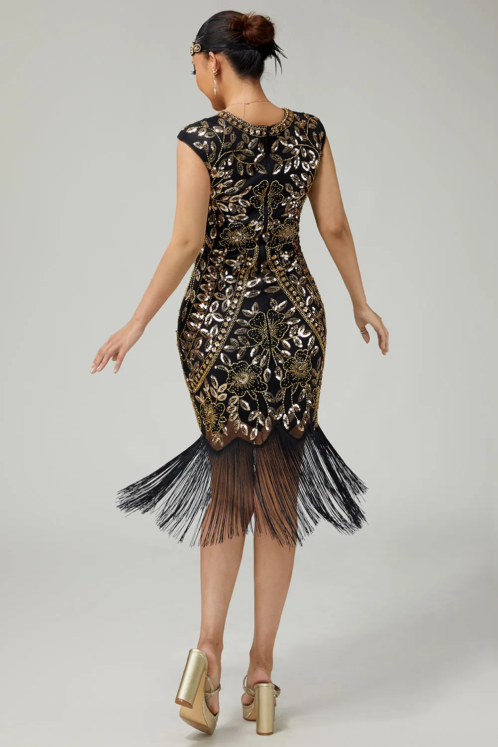 Sparkly Black Golden Bodycon Fringed 1920s Dress With 5-Piece Accessories Set sold by Zapaka product image thumbnail 2