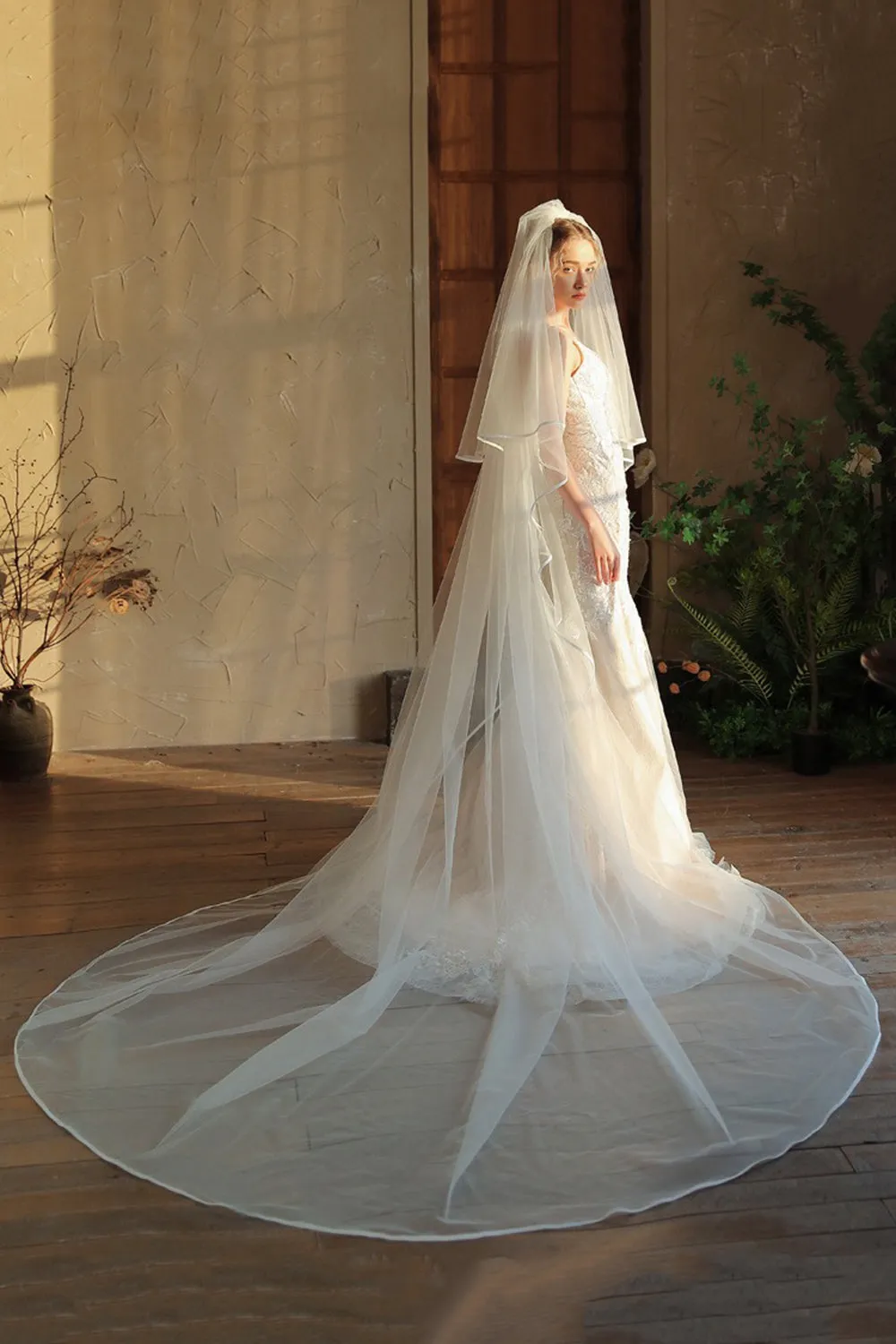 Long Ivory Tulle Wedding Veil sold by Zapaka product image thumbnail 2