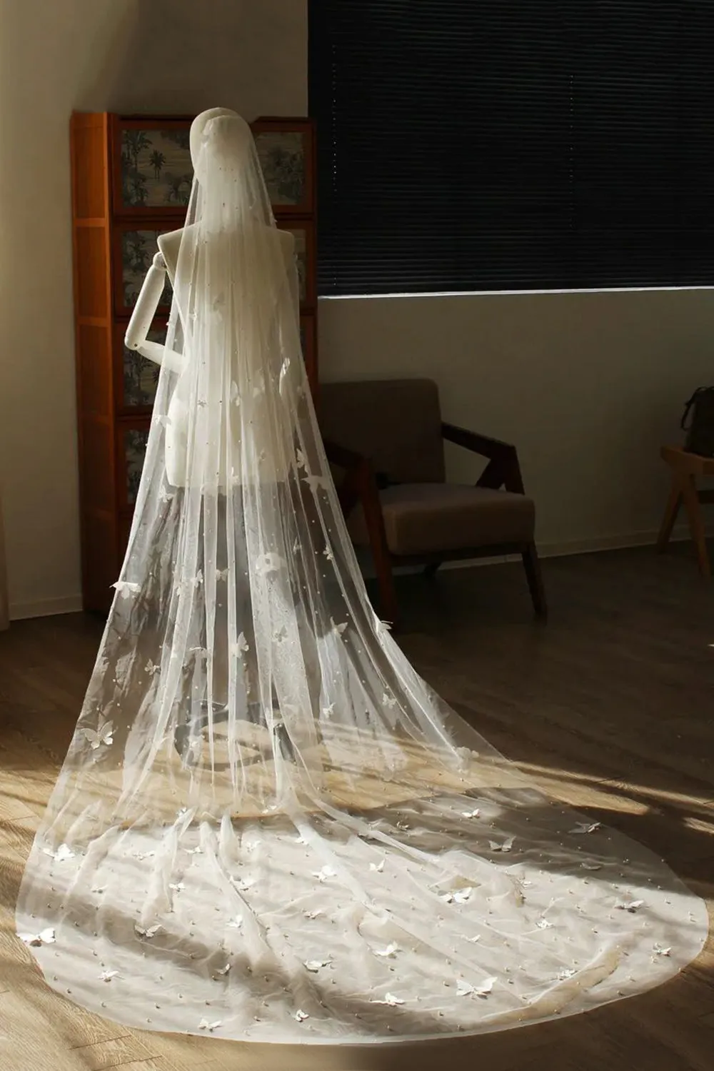 Ivory Butterflies Tulle Long Wedding Veil with Pearls sold by Zapaka product image thumbnail 2