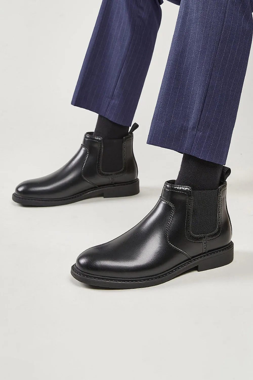 Black High-Top Leather Men's Casual Shoes sold by Zapaka