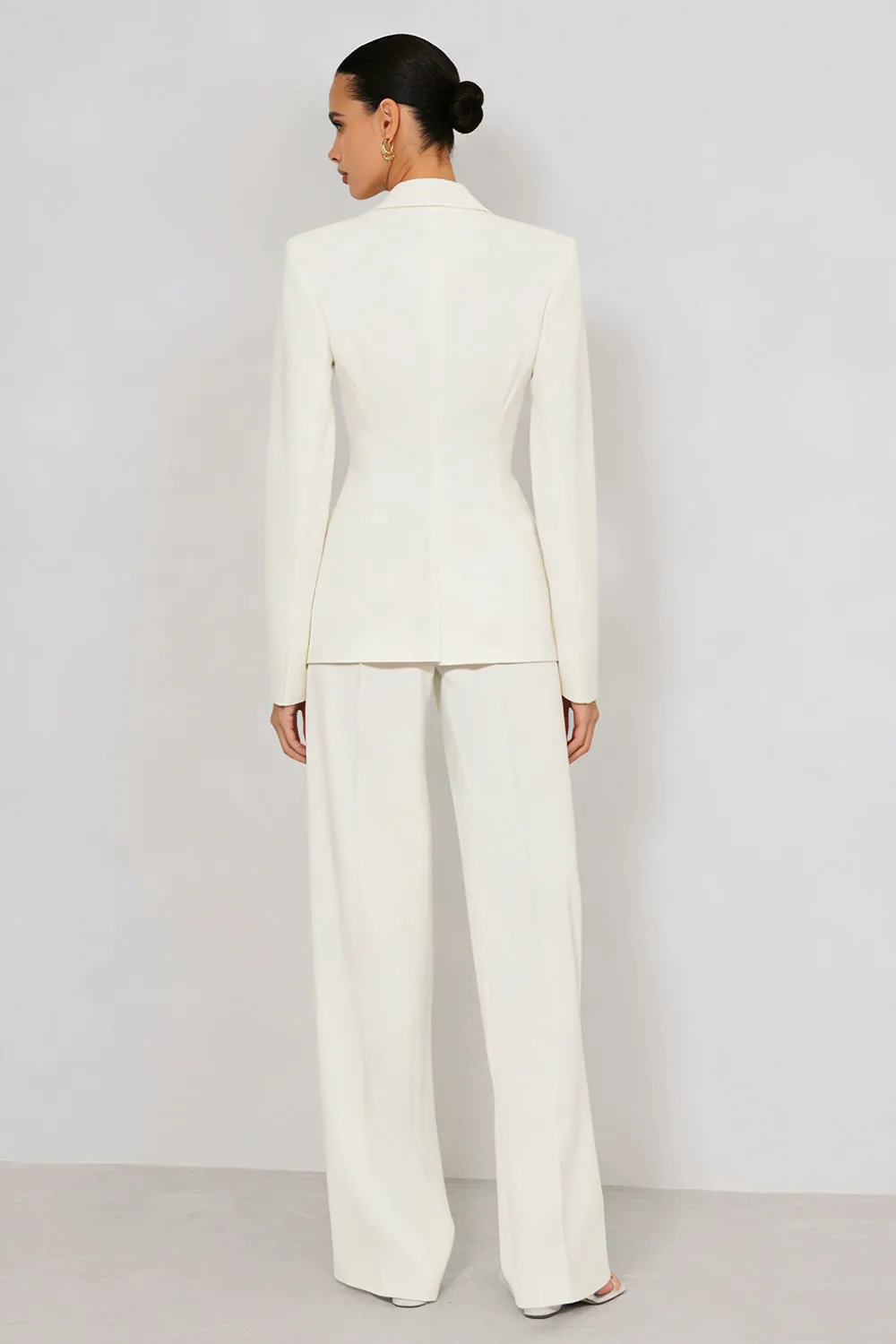2 Piece Ivory Peaked Lapel Women's Business Suits with Pockets sold by Zapaka product image thumbnail 2