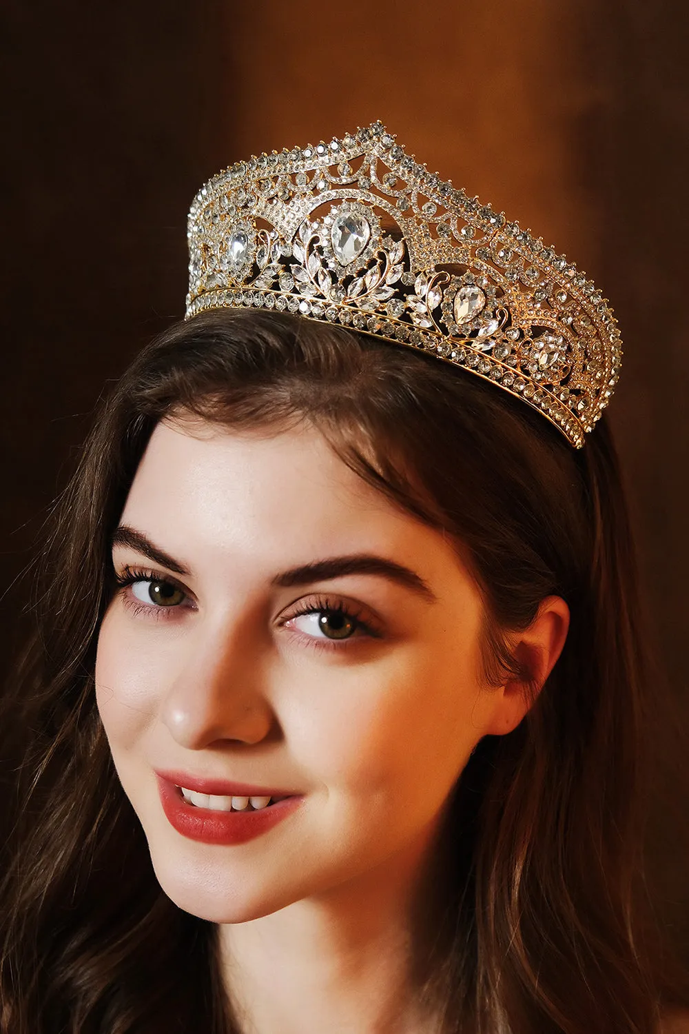 Luxury Crystal Princess Golden Crown Tiara sold by Zapaka product image thumbnail 3